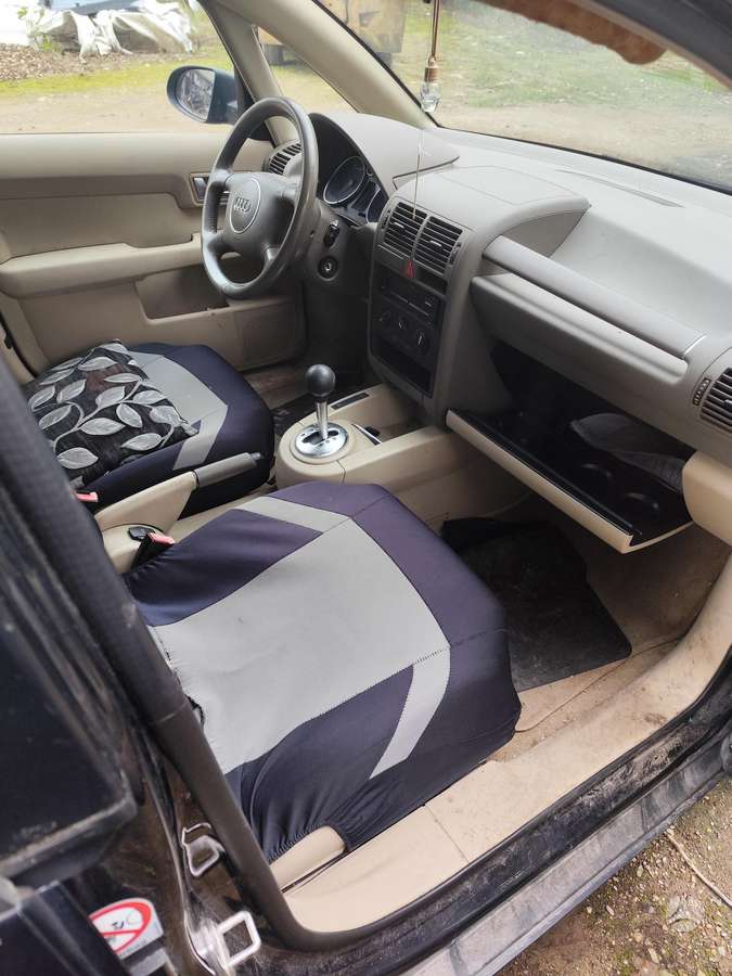 Audi A2 dalimis