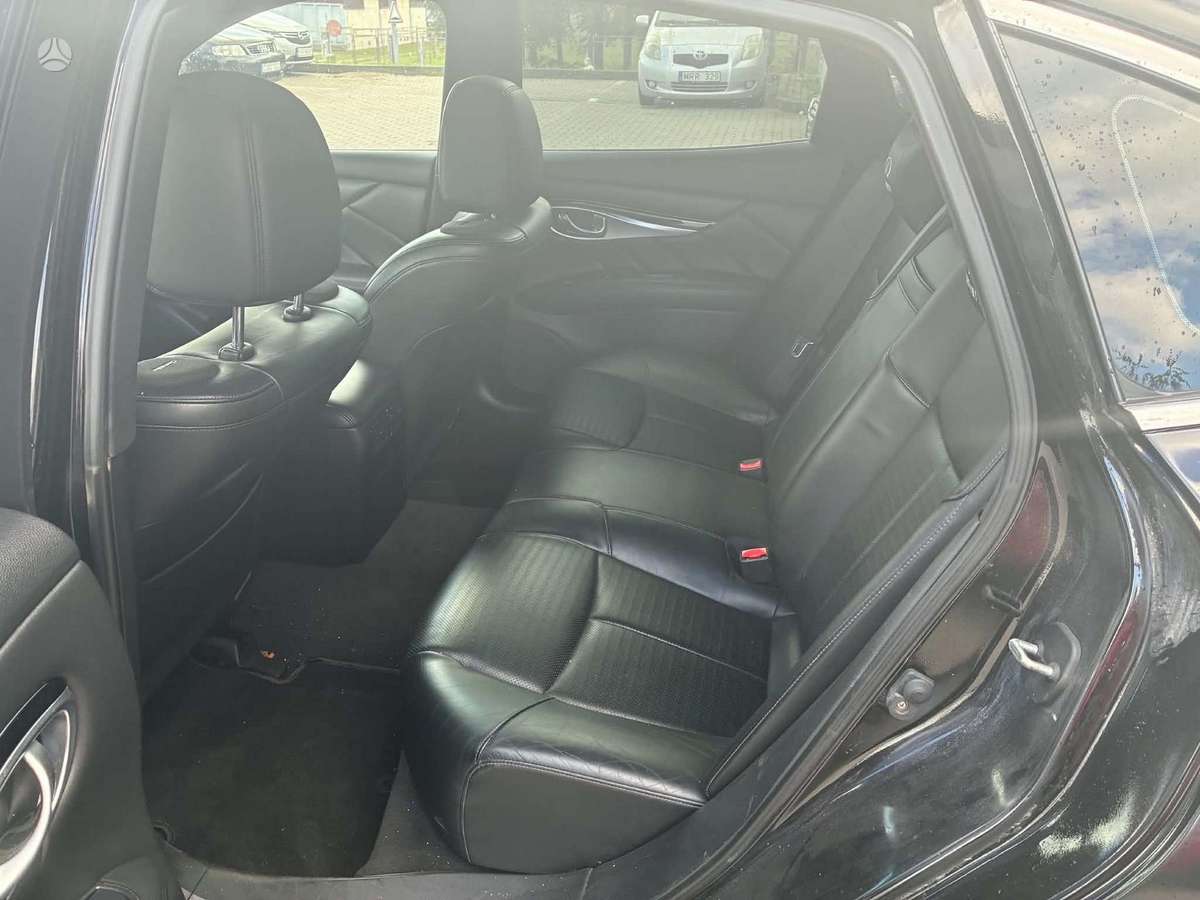 Infiniti M30, 3.0 l., Седан