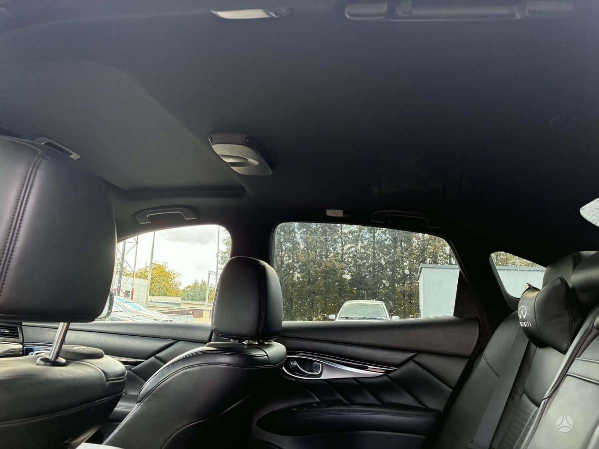 Infiniti M30, 3.0 l., Седан