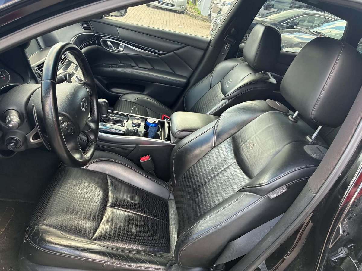 Infiniti M30, 3.0 l., Седан