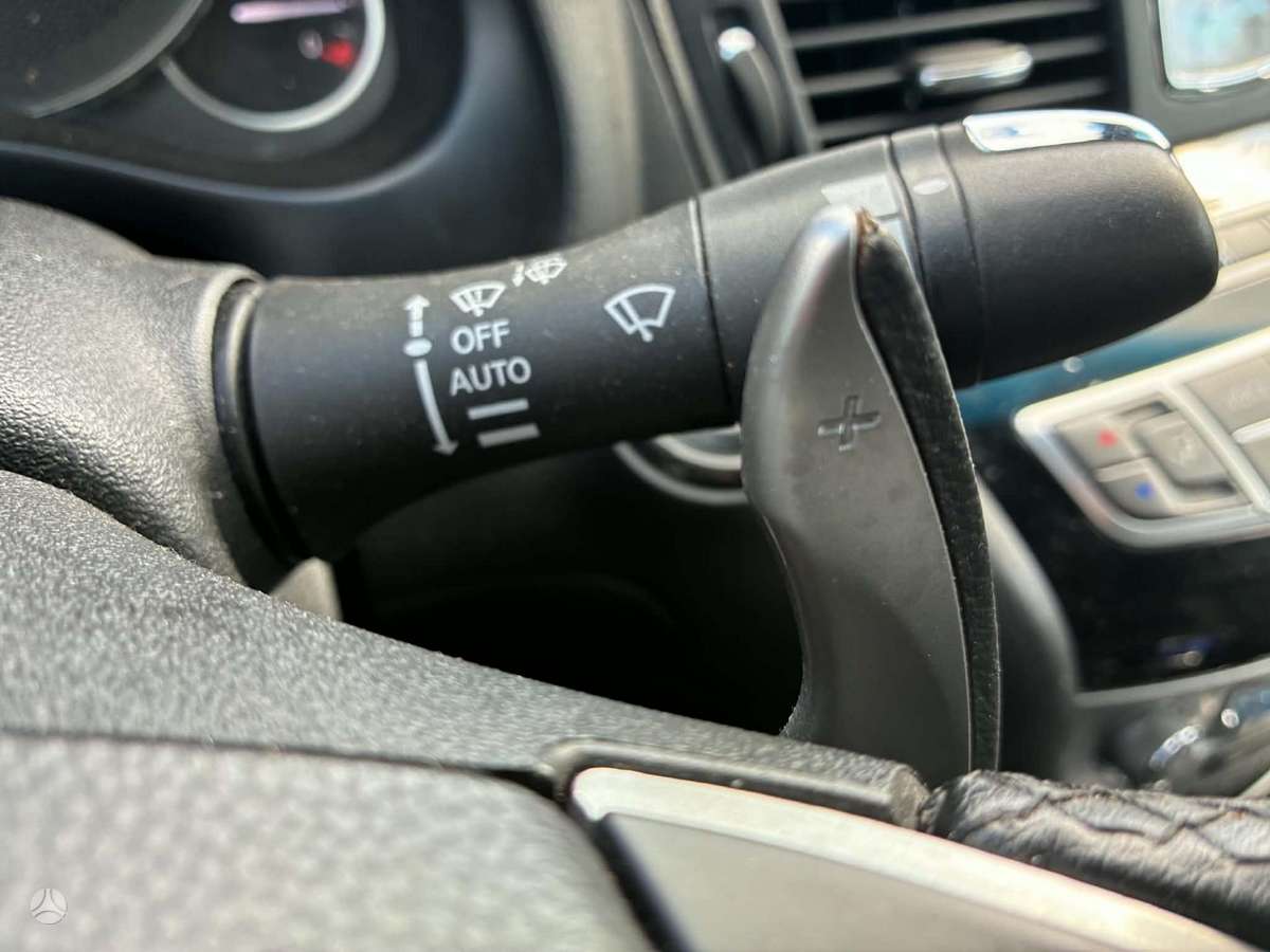 Infiniti M30, 3.0 l., Седан