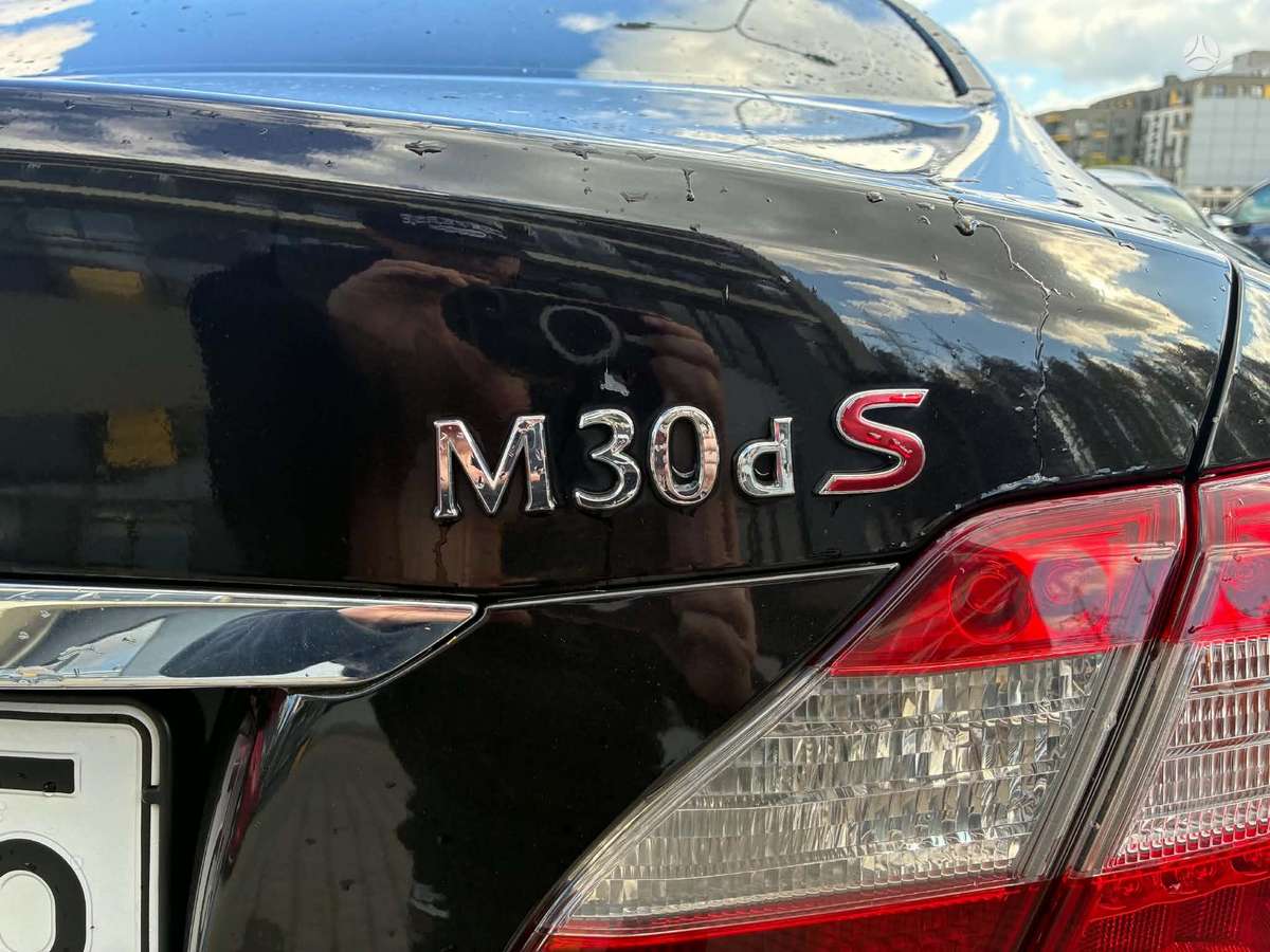 Infiniti M30, 3.0 l., Седан