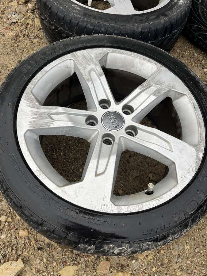 Audi, lengvojo lydinio, R17