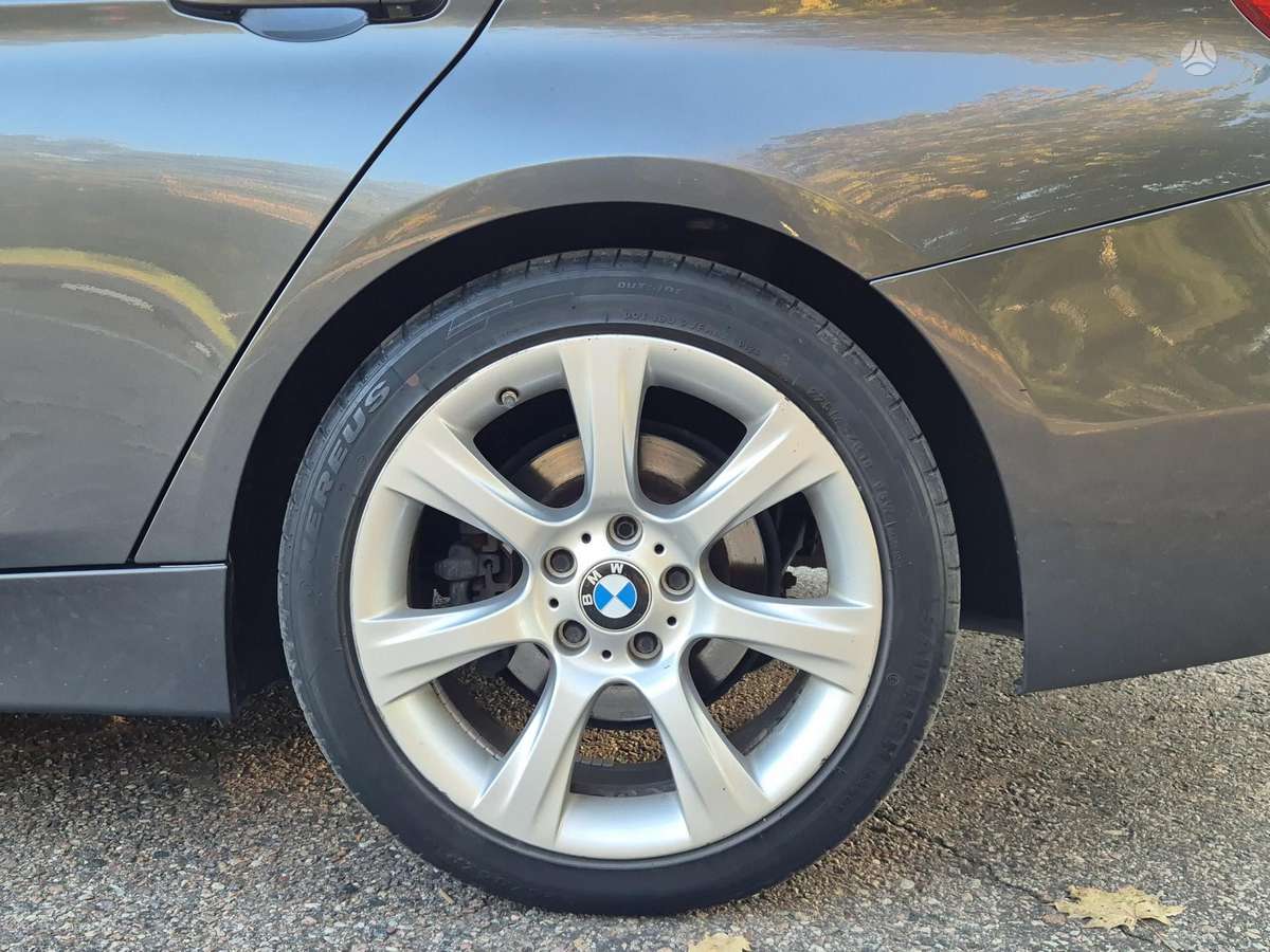 BMW 320, 2.0 l., wagon