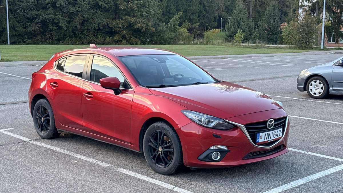 Mazda 3, 2.2 l., Хэтчбек