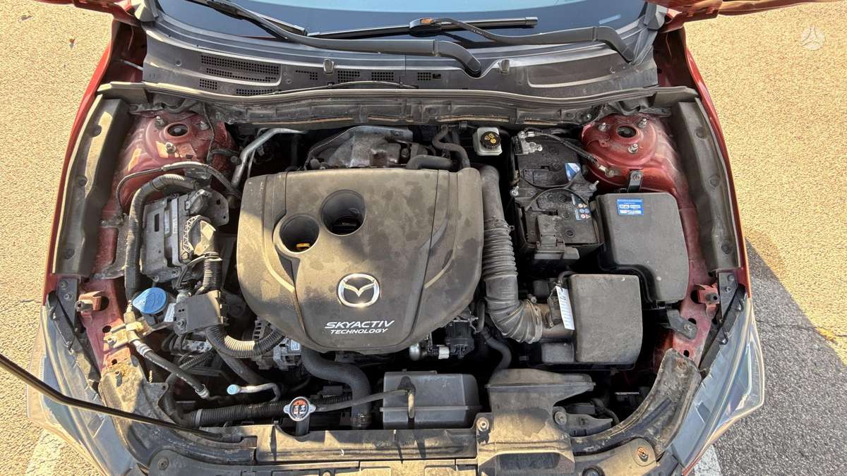 Mazda 3, 2.2 l., Хэтчбек