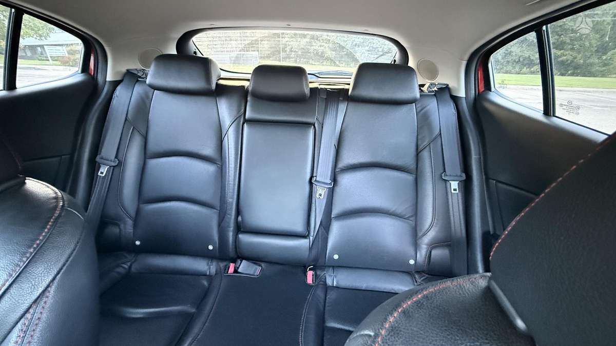 Mazda 3, 2.2 l., Хэтчбек
