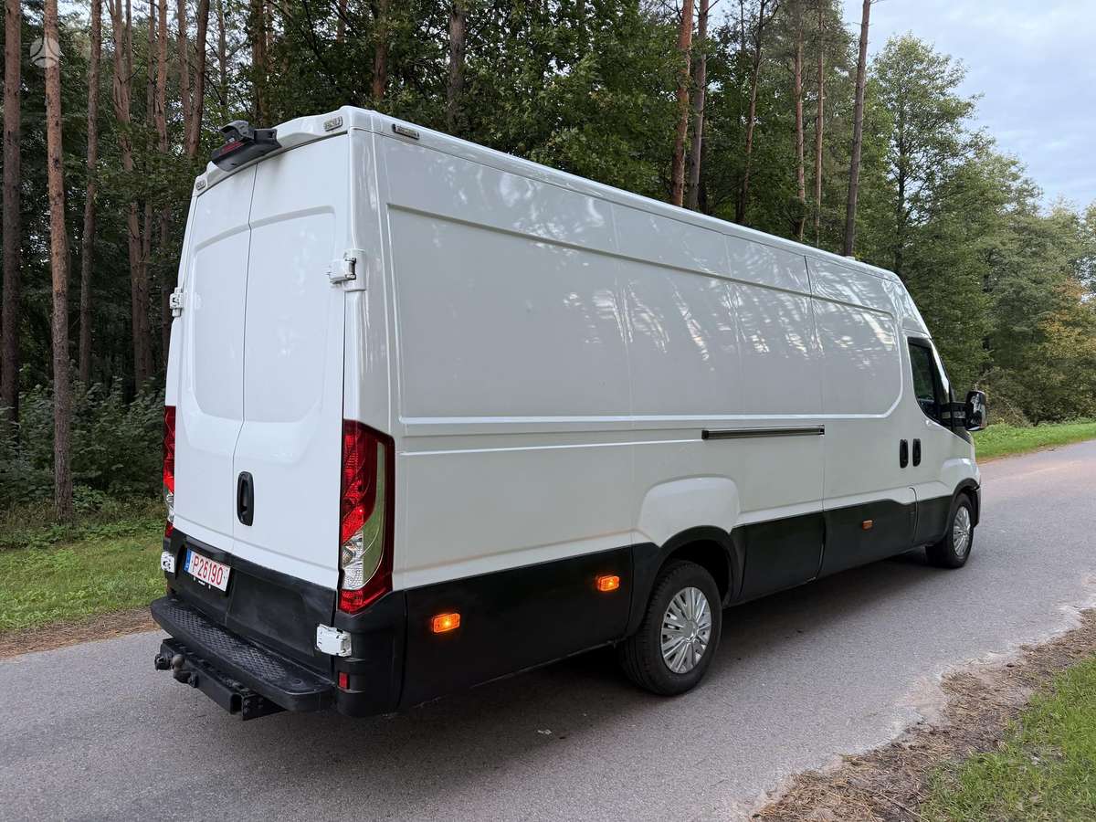 Iveco Daily, 2.3 l., cargo van