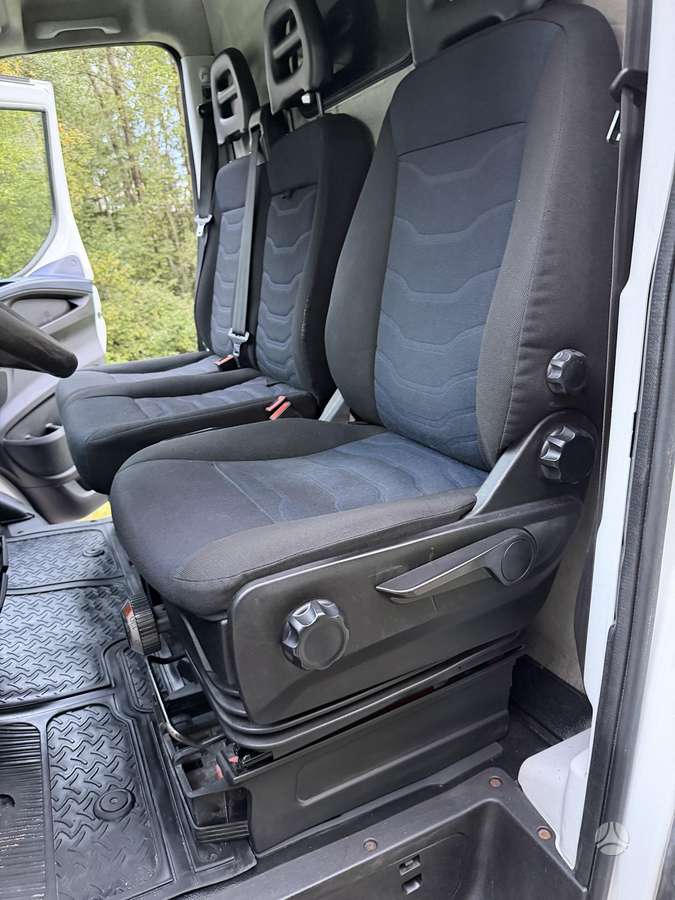 Iveco Daily, 2.3 l., cargo van
