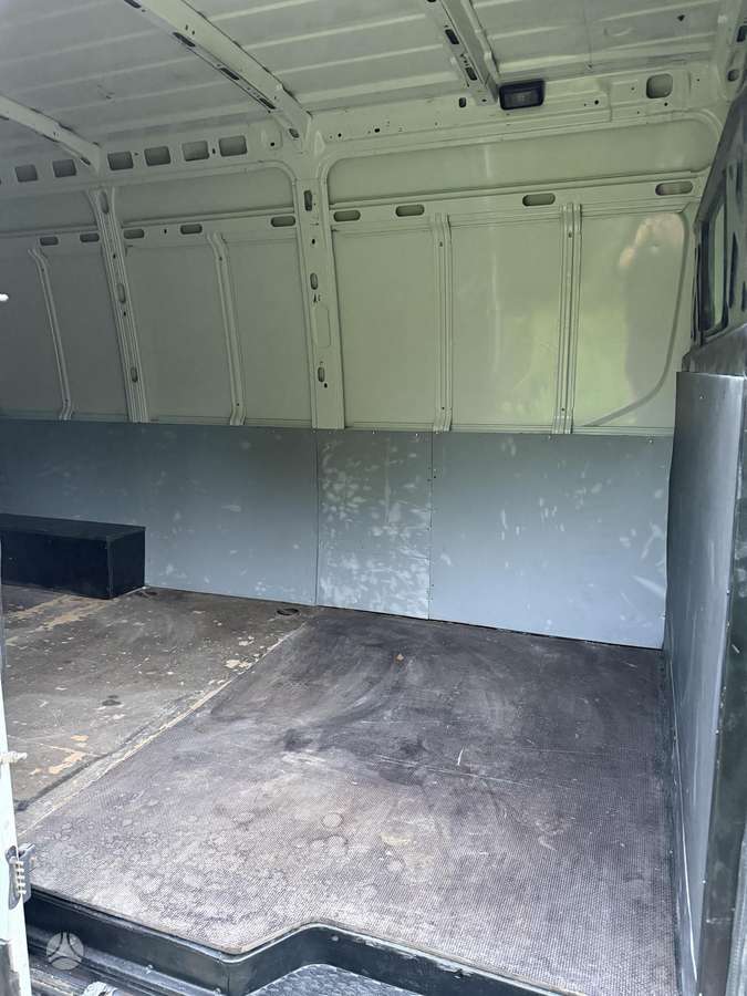 Iveco Daily, 2.3 l., cargo van
