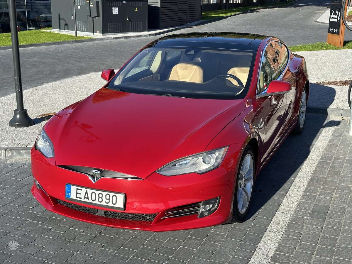 Tesla Model S, 75 кВт·ч, Хэтчбек