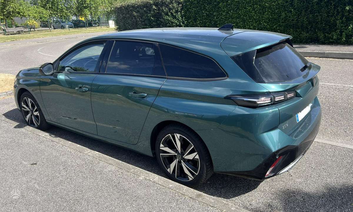 Peugeot 308, 1.2 l., Универсал