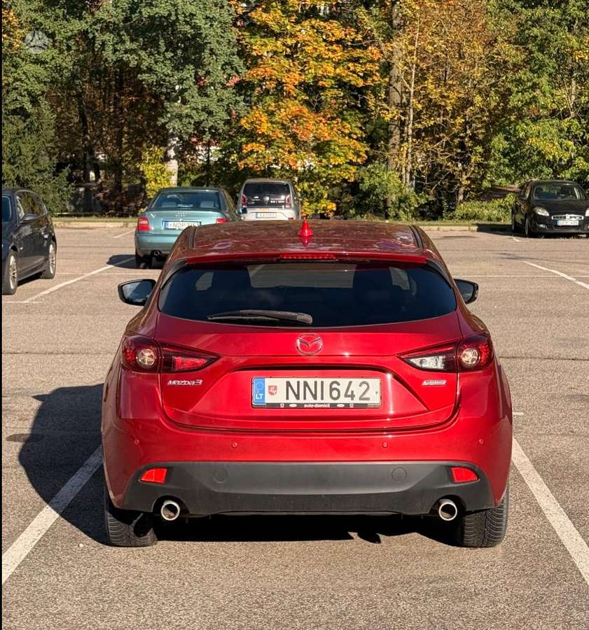 Mazda 3, 2.2 l., Хэтчбек