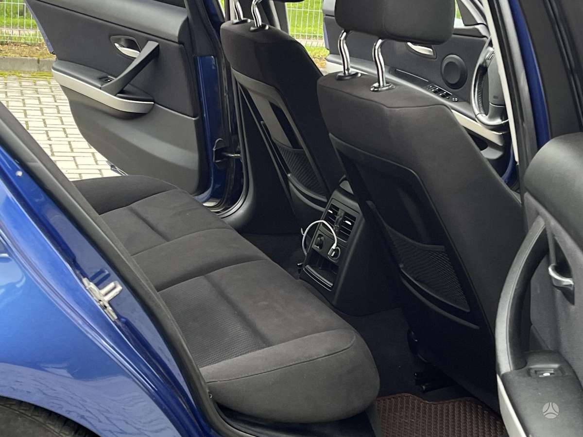 BMW 320, 2.0 l., Седан