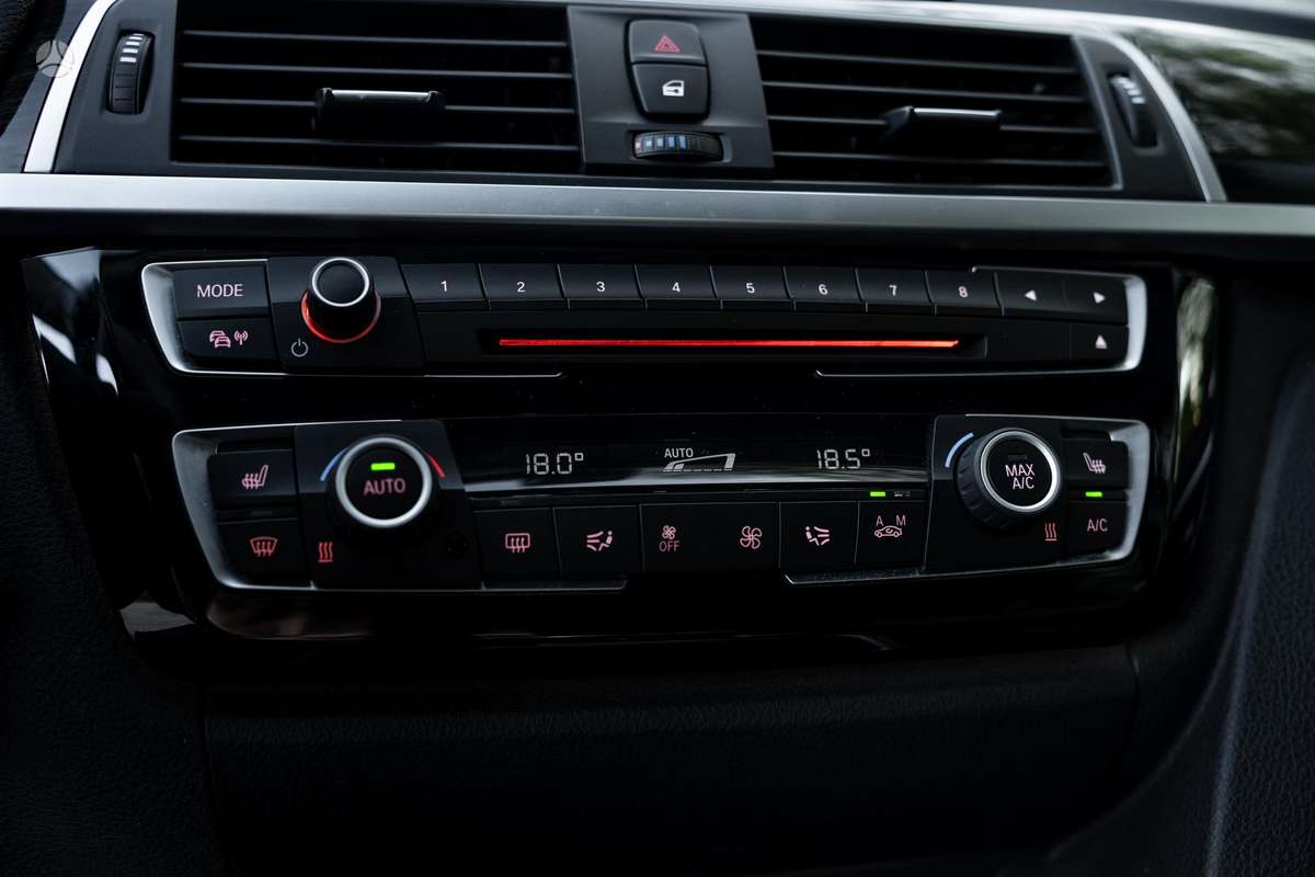 BMW 320, 2.0 l., Универсал
