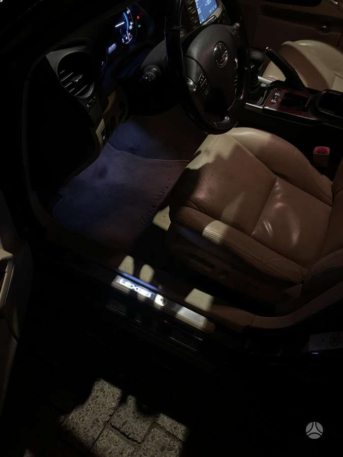 Lexus IS 220, 2.2 l., Седан