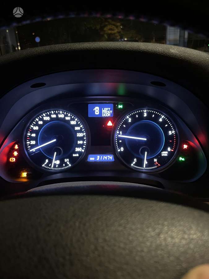 Lexus IS 220, 2.2 l., Седан