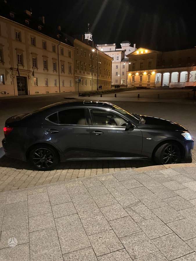 Lexus IS 220, 2.2 l., Седан