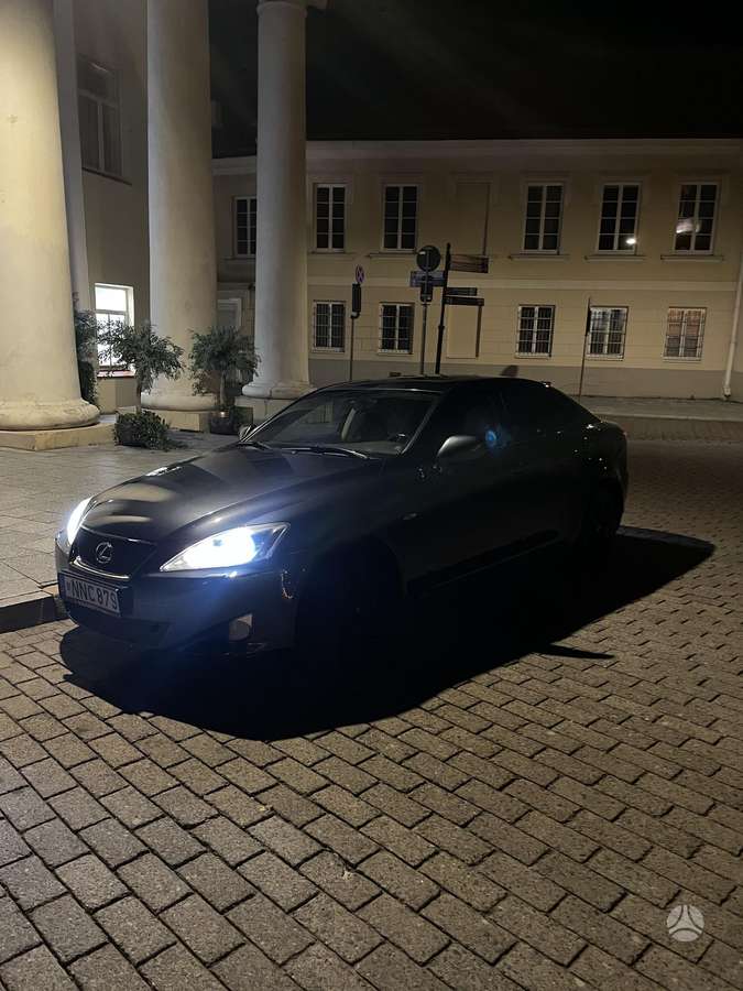 Lexus IS 220, 2.2 l., Седан
