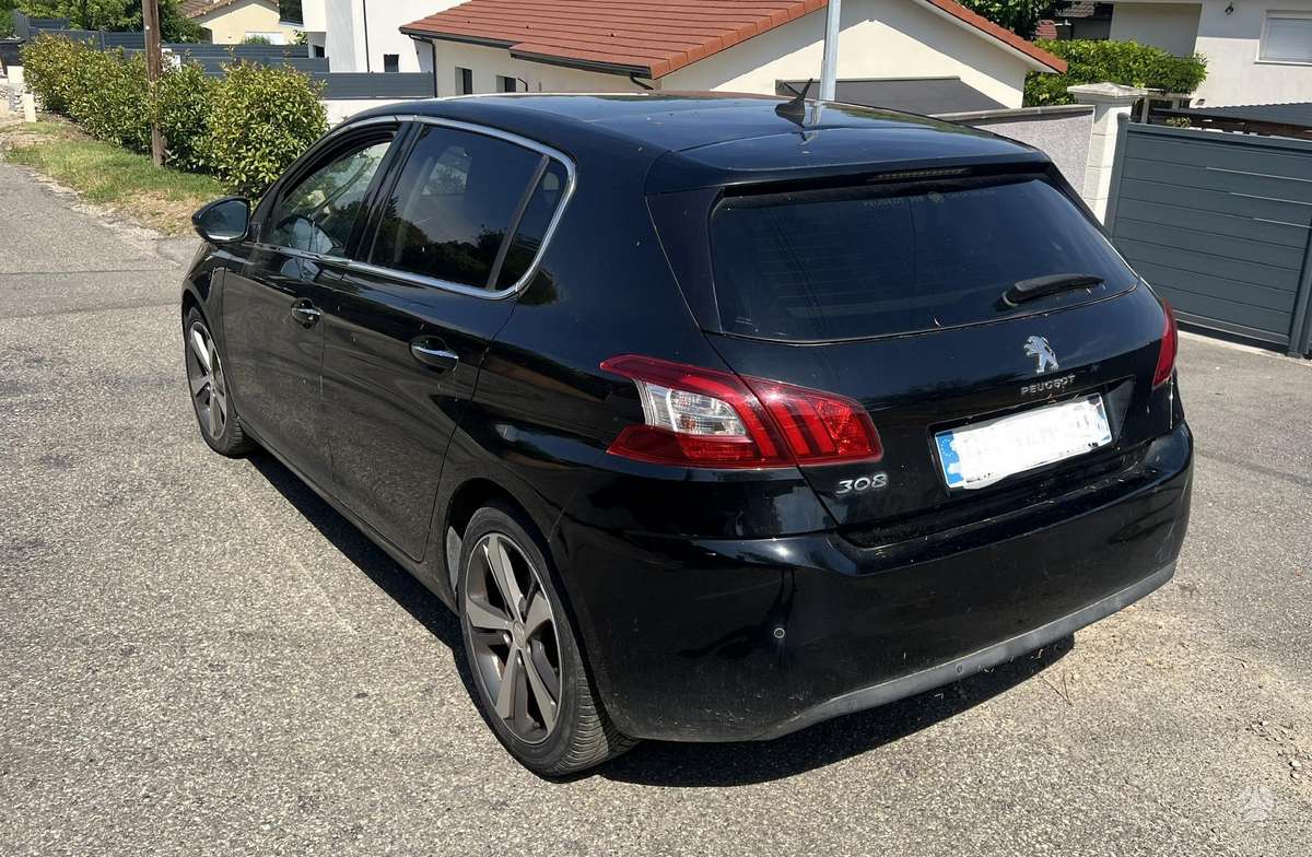 Peugeot 308, 1.6 l., hatchback