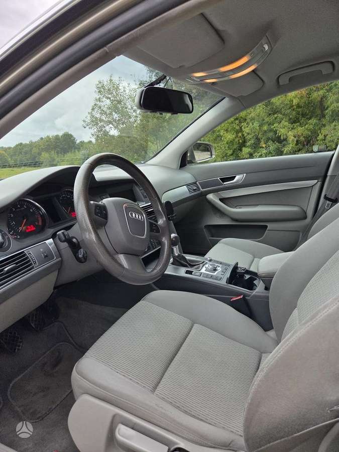 Audi A6, 2.4 l., Седан