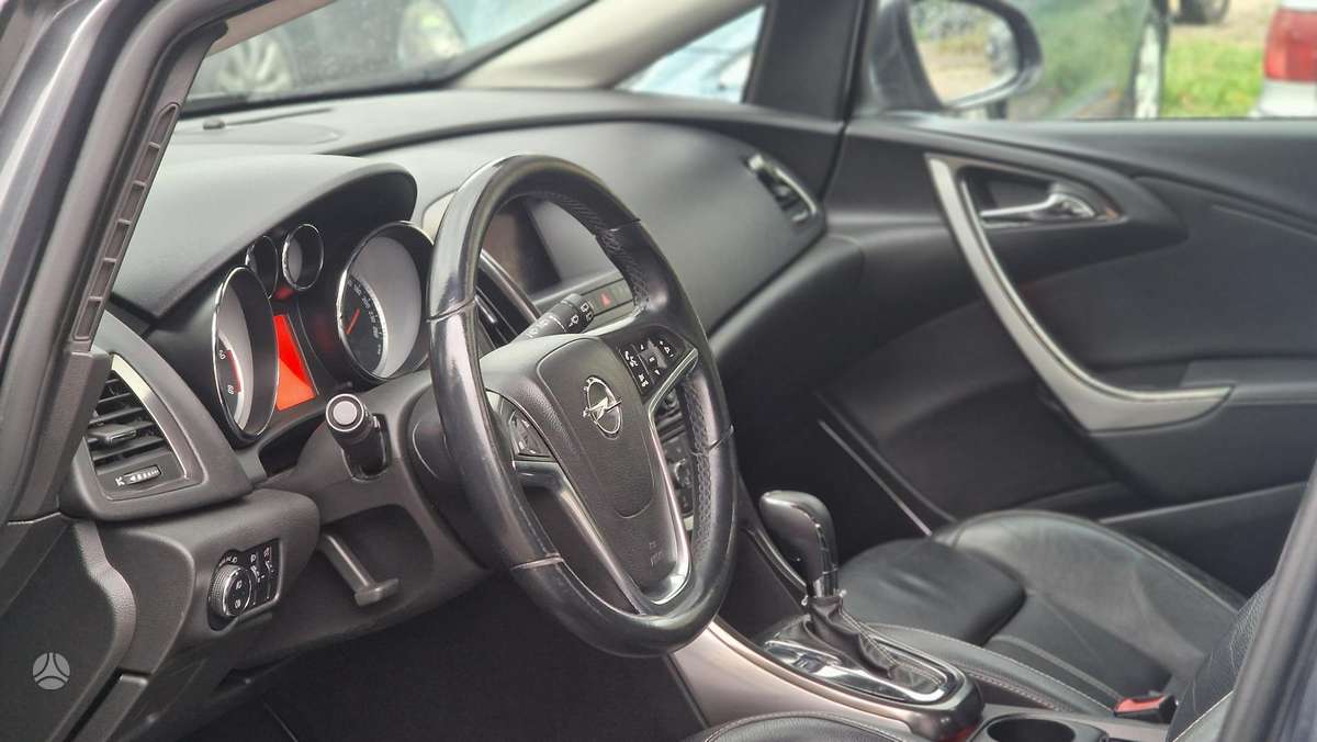 Opel Astra, 2.0 l., hatchback