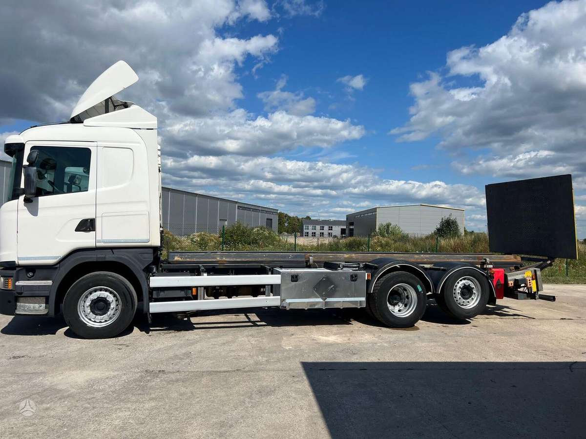 Scania G Series, cab-chassis trucks