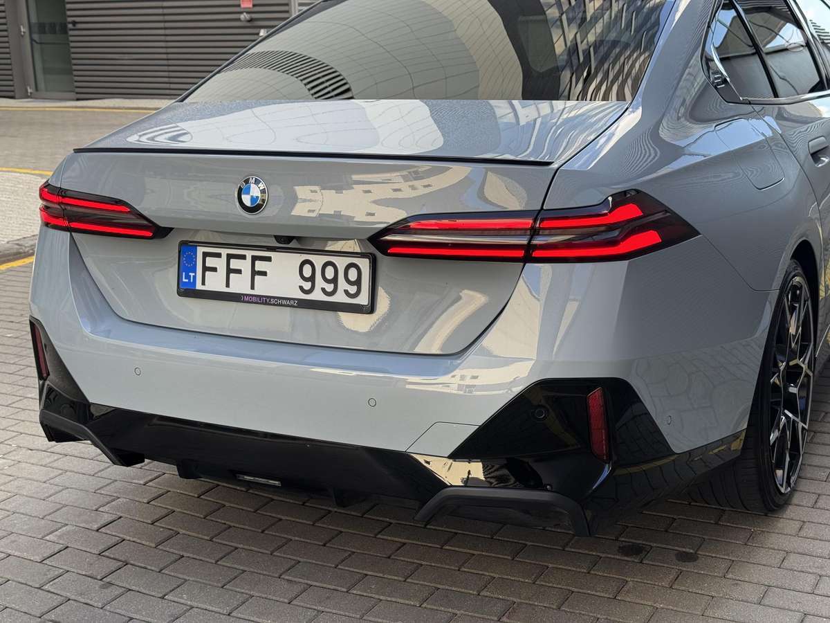 BMW 520, 2.0 l., Седан
