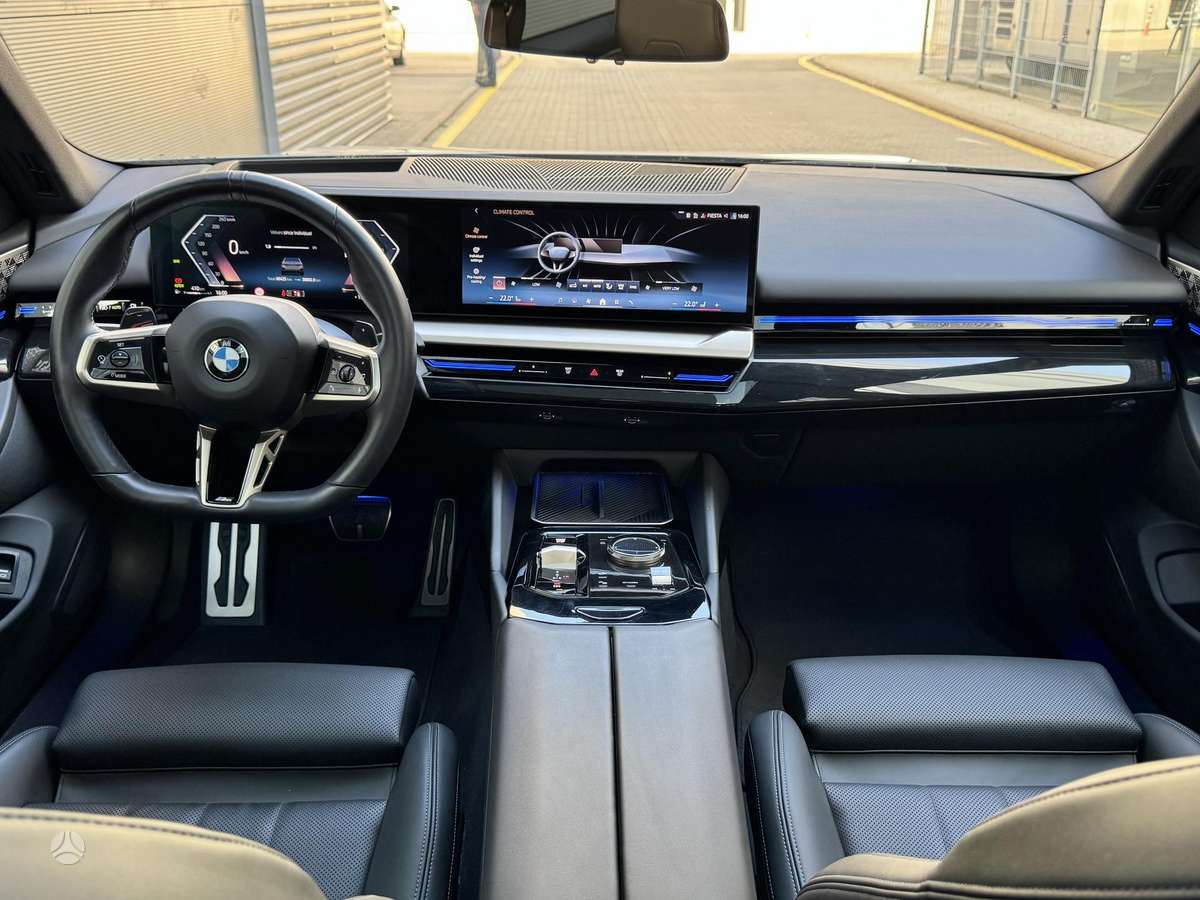 BMW 520, 2.0 l., Седан