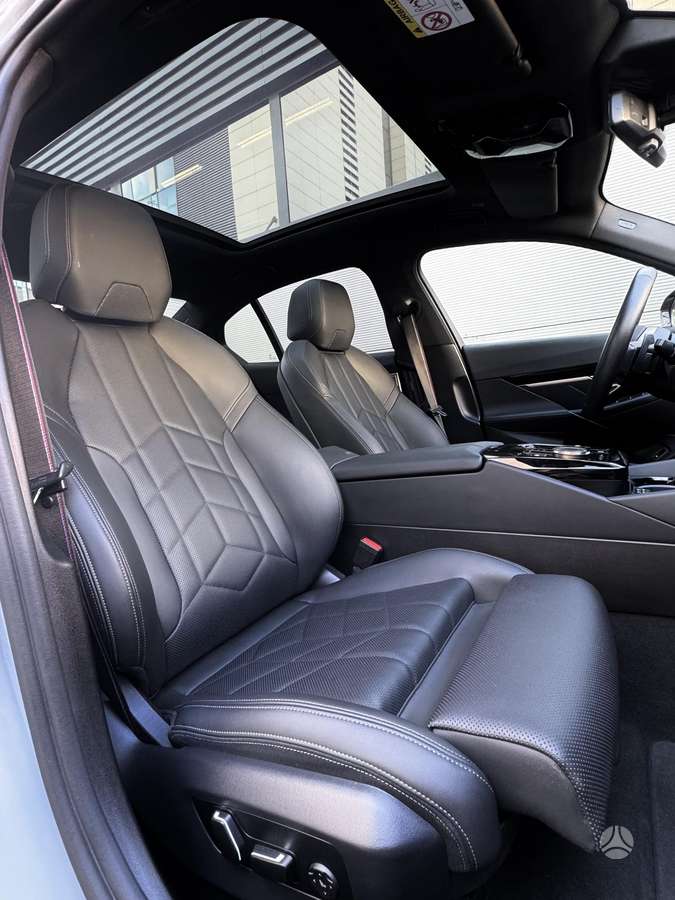 BMW 520, 2.0 l., Седан