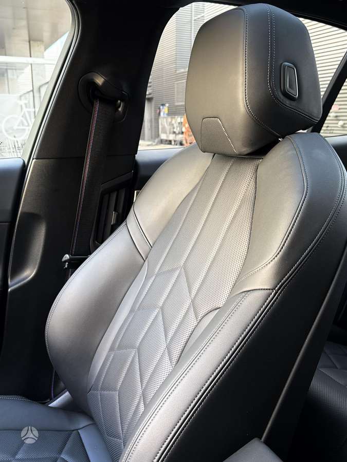 BMW 520, 2.0 l., Седан
