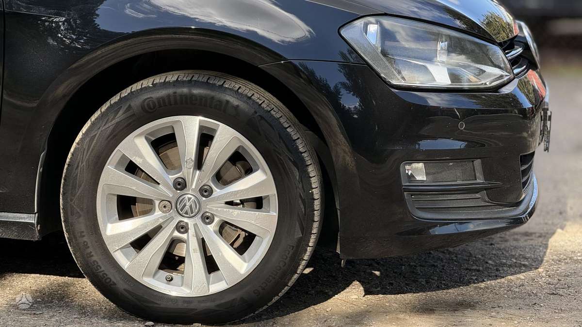 Volkswagen Golf, 1.2 l., Универсал