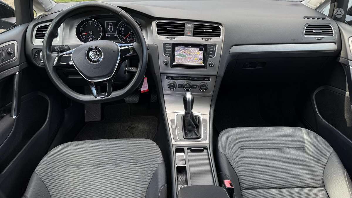 Volkswagen Golf, 1.2 l., Универсал