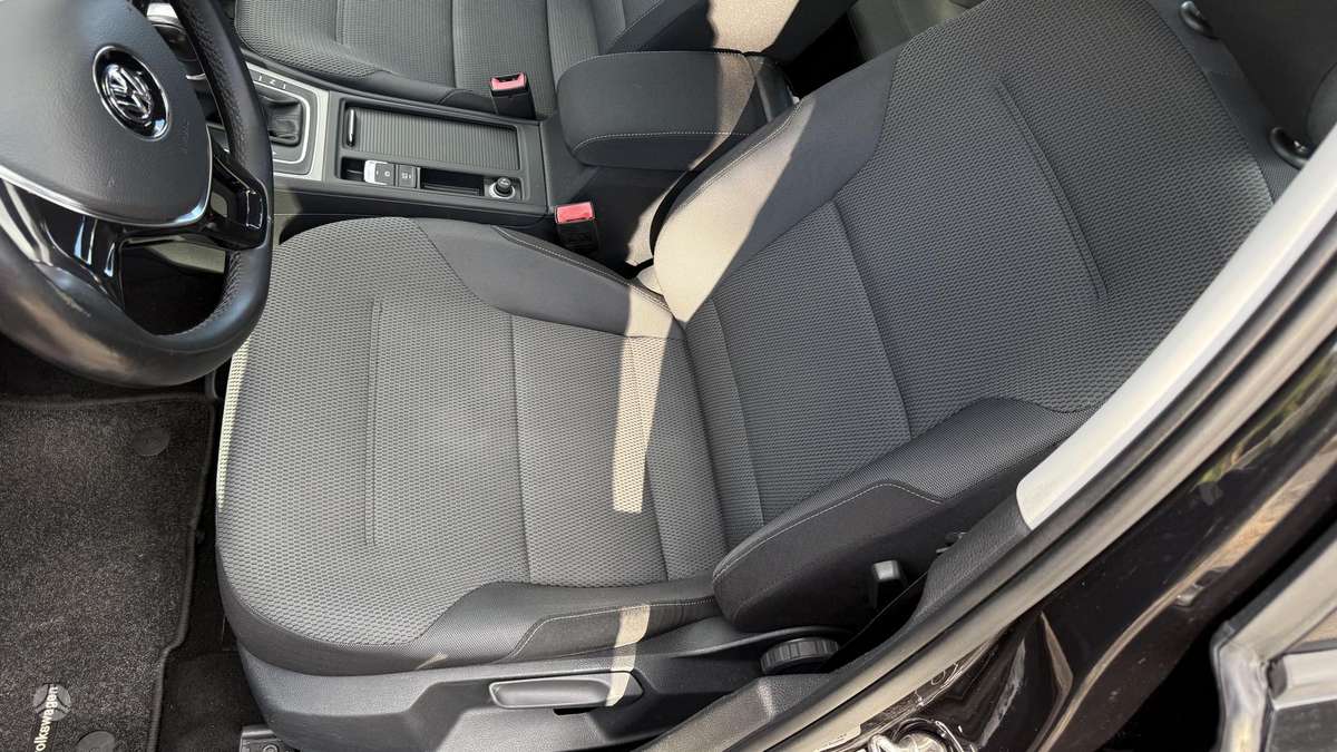 Volkswagen Golf, 1.2 l., Универсал