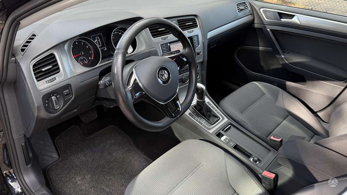 Volkswagen Golf, 1.2 l., Универсал