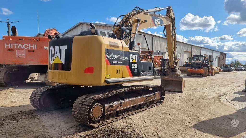 Caterpillar 320 E, экскаваторы