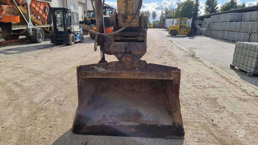 Caterpillar 320 E, ekskavatoriai