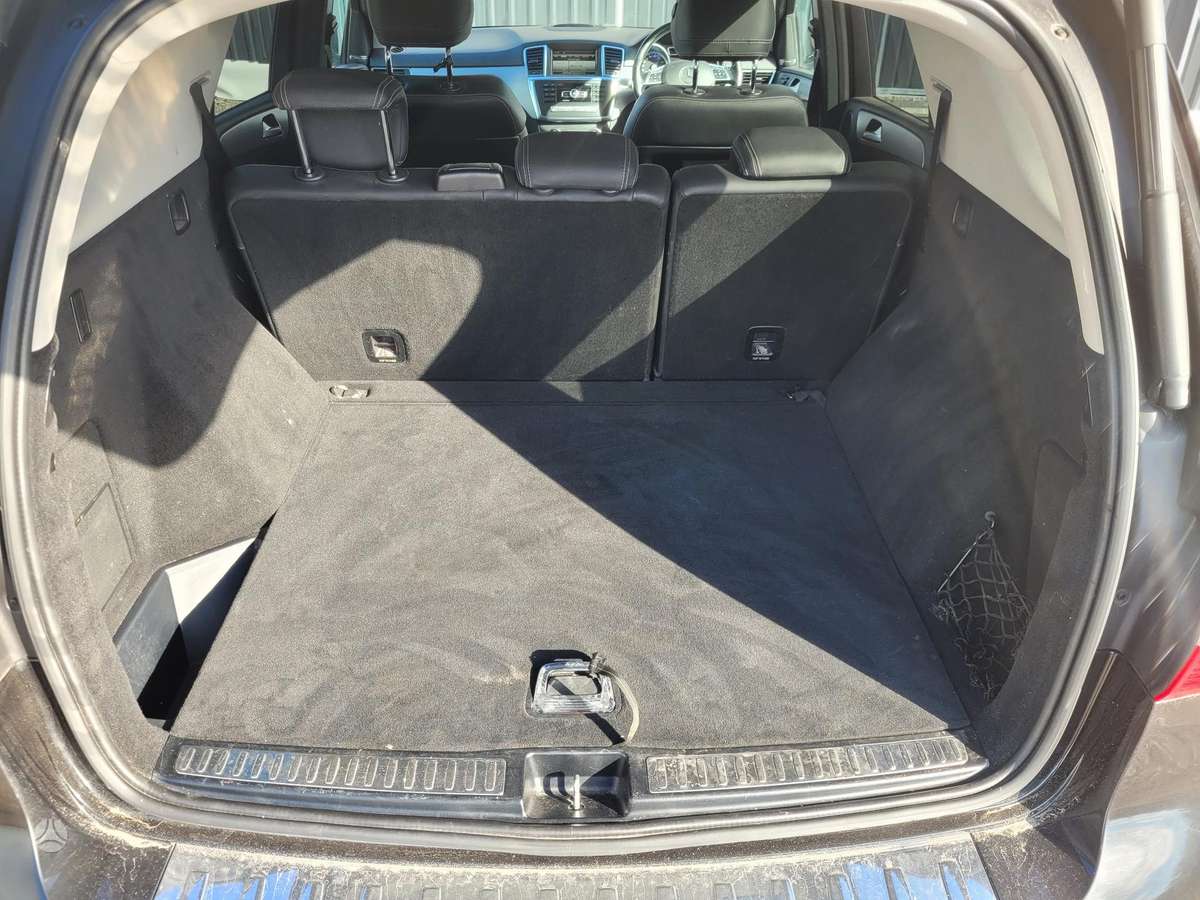 Mercedes-Benz ML350