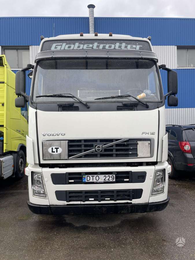 Volvo FH, 2 miegamosios vietos