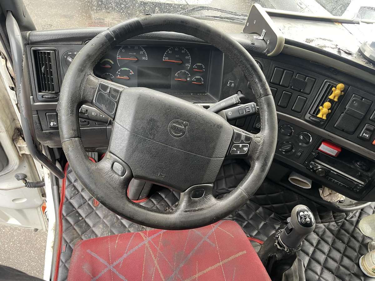 Volvo FH, 2 miegamosios vietos