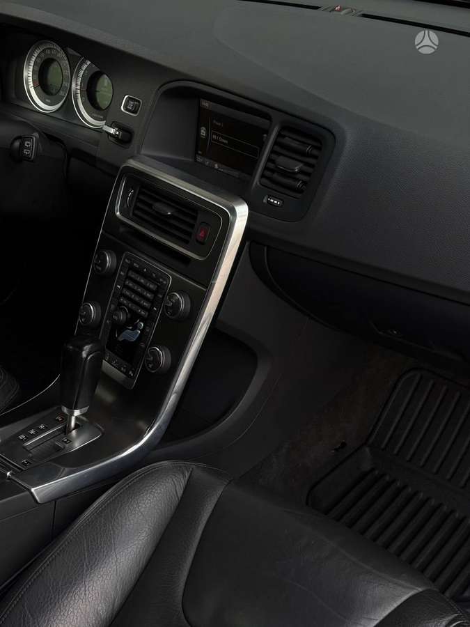 Volvo V60, 1.6 l., Универсал