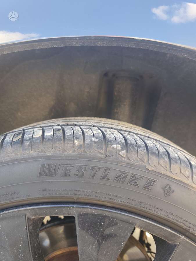 Westlake, летние 245/45 R20