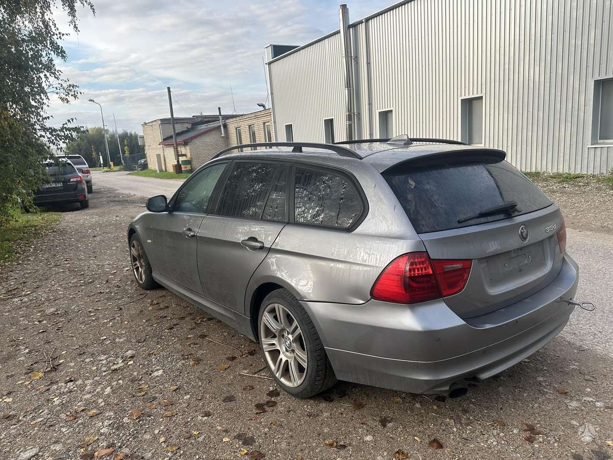BMW 318, 2.0 l., wagon