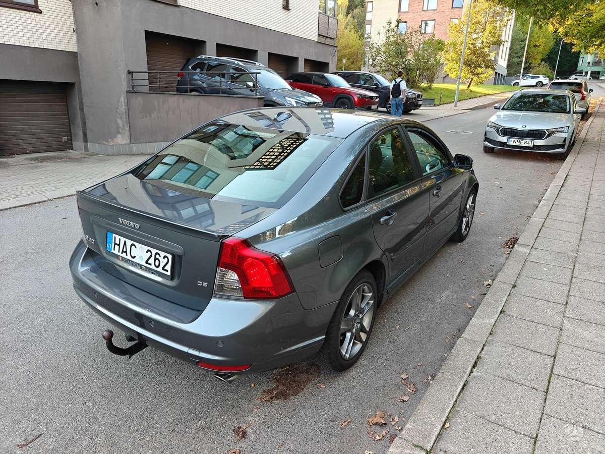 Volvo S40, 2.4 l., sedanas