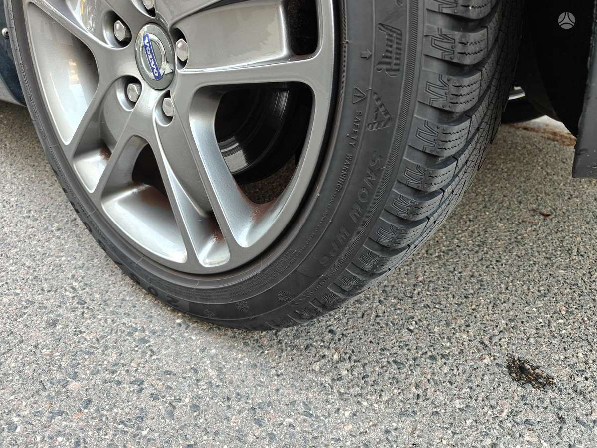 Volvo S40, 2.4 l., sedanas