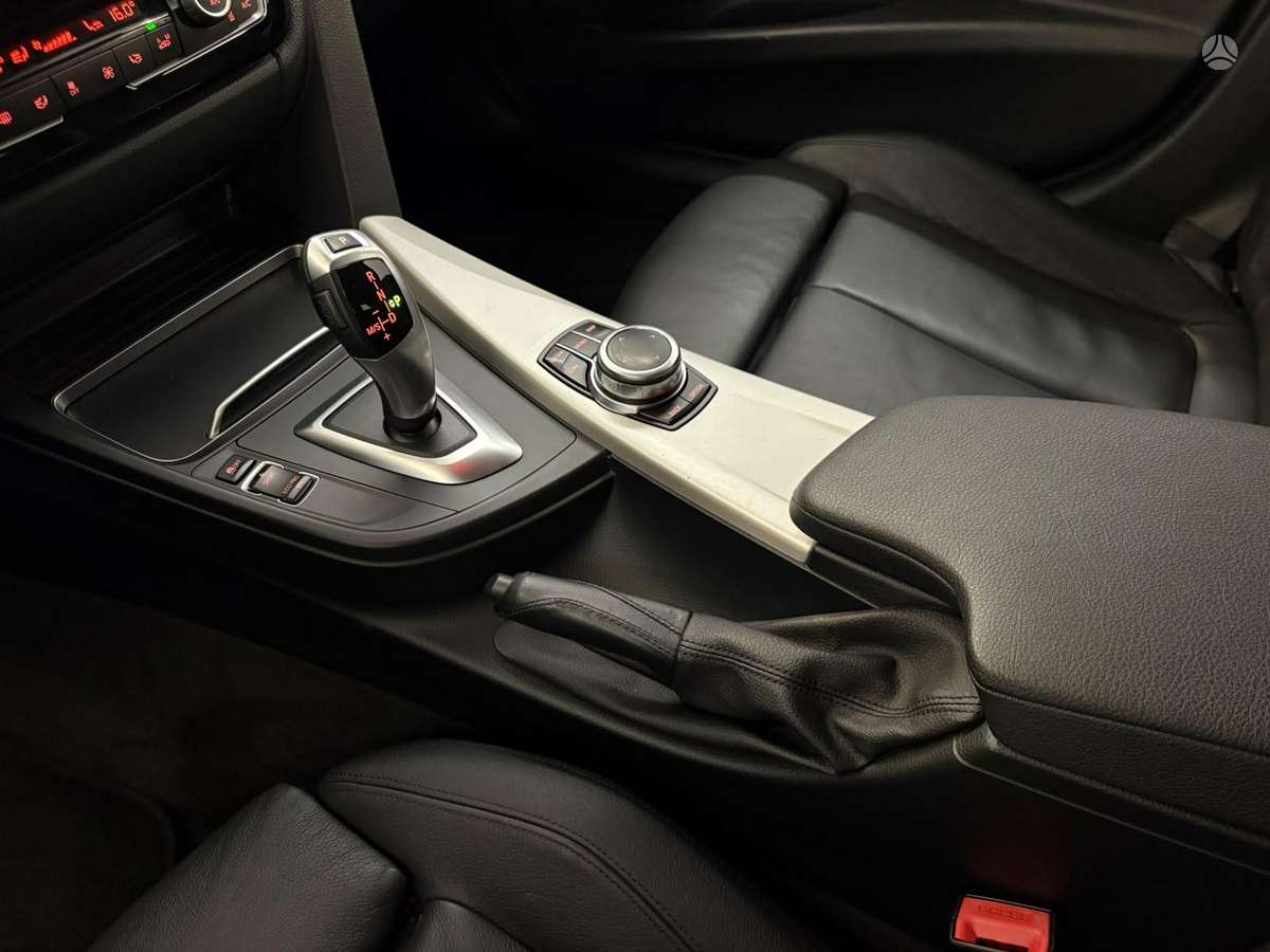 BMW 320, 2.0 l., universalas