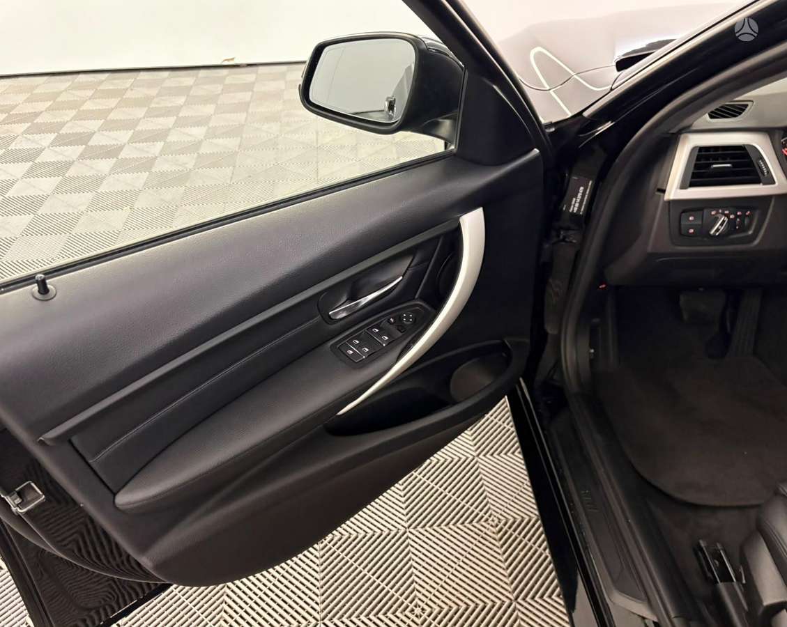 BMW 320, 2.0 l., universalas