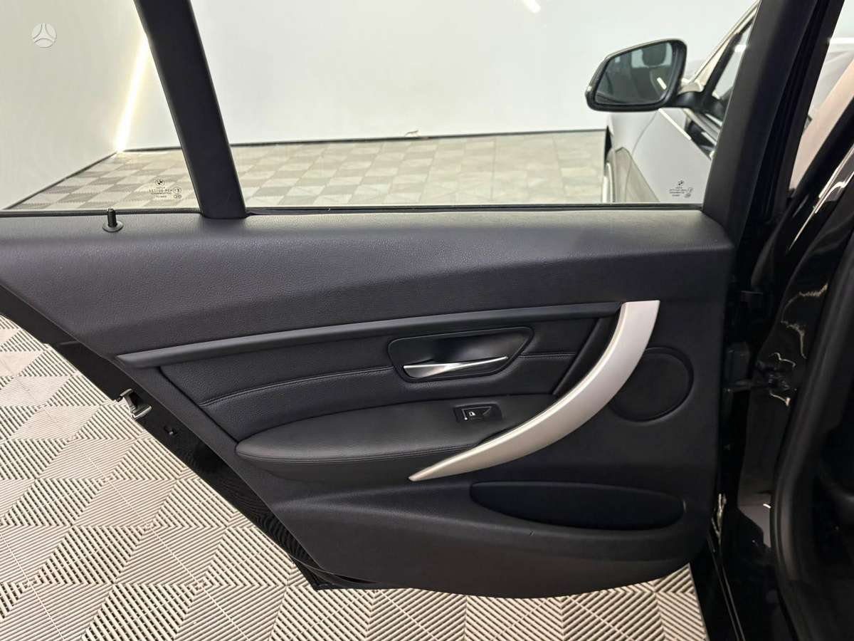 BMW 320, 2.0 l., universalas