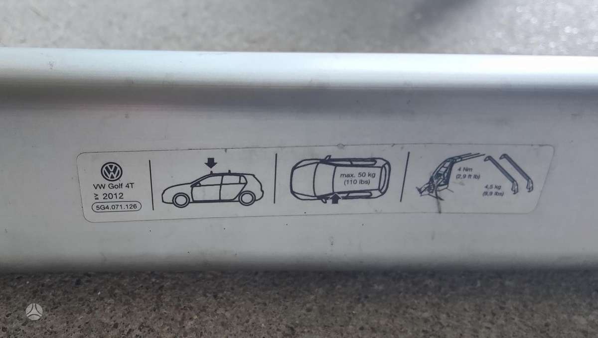 Volkswagen Golf lights, roof rack
