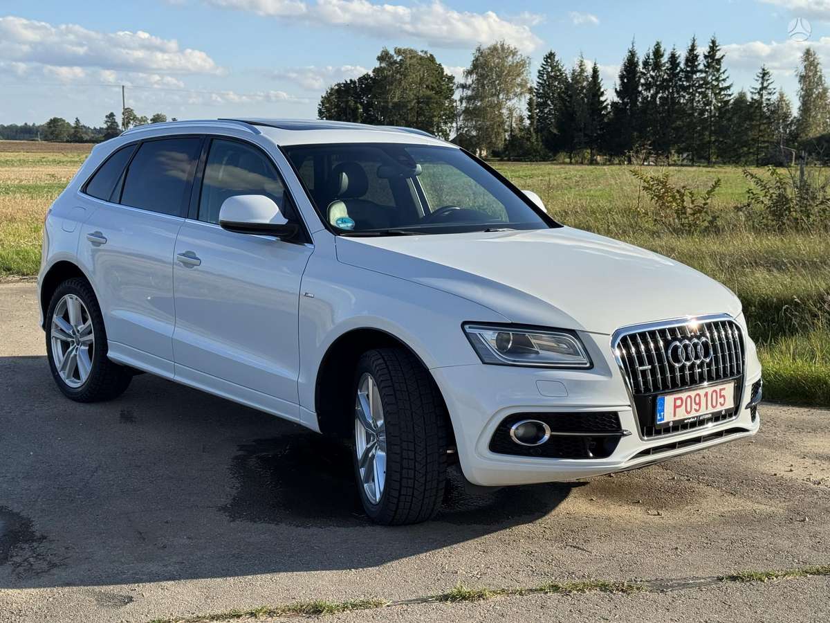 Audi Q5, 3.0 l., off-road / crossover